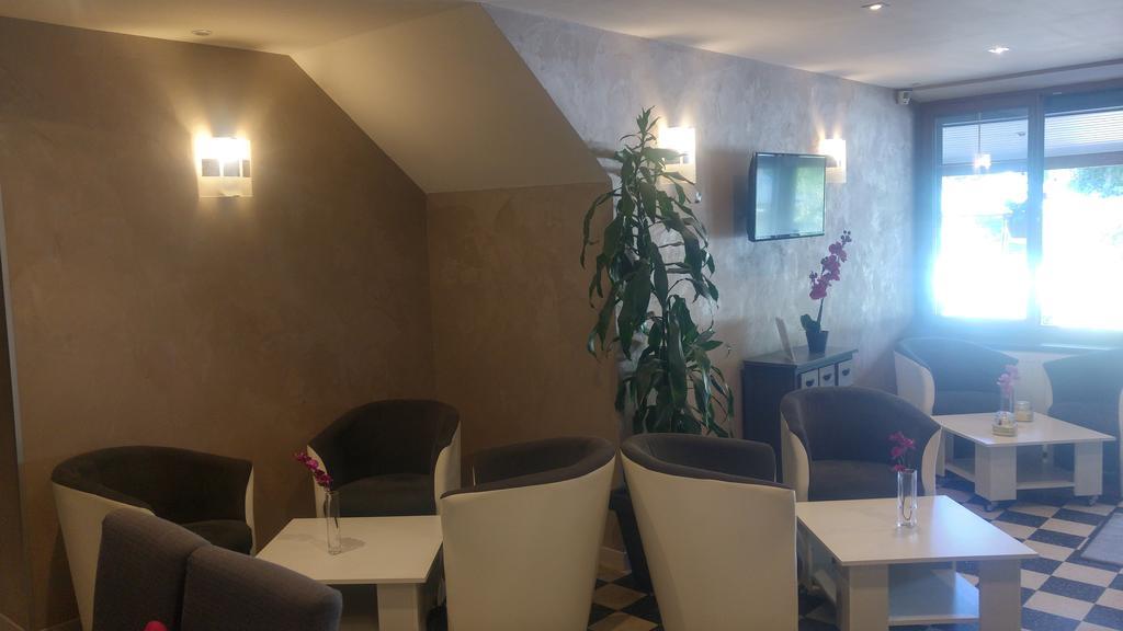 Le Point De Chute Hotel Tournavaux Exterior photo