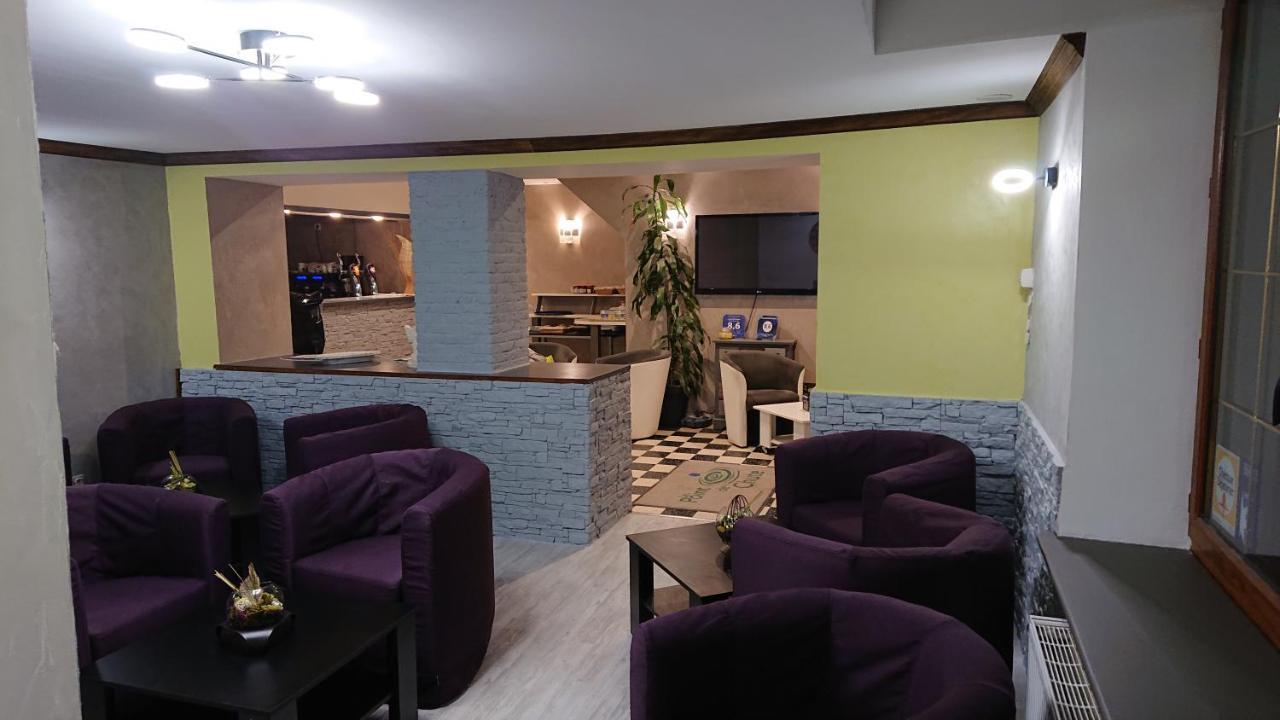 Le Point De Chute Hotel Tournavaux Exterior photo